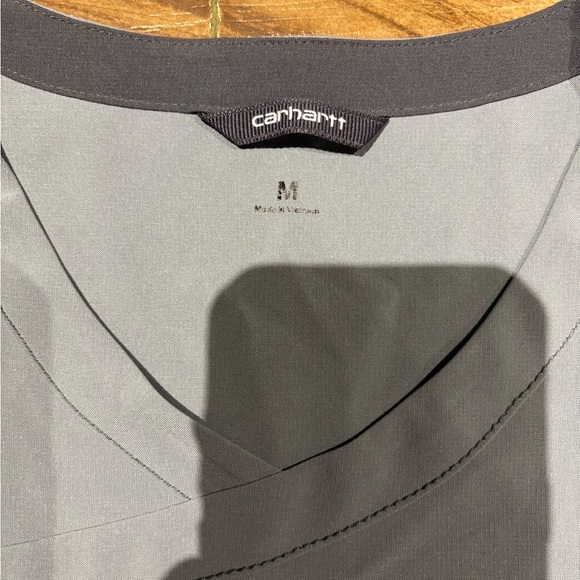 Carhartt Women's Cross Flex Y-Neck Scrub Top Size Medium Grey - Picture 2 of 9